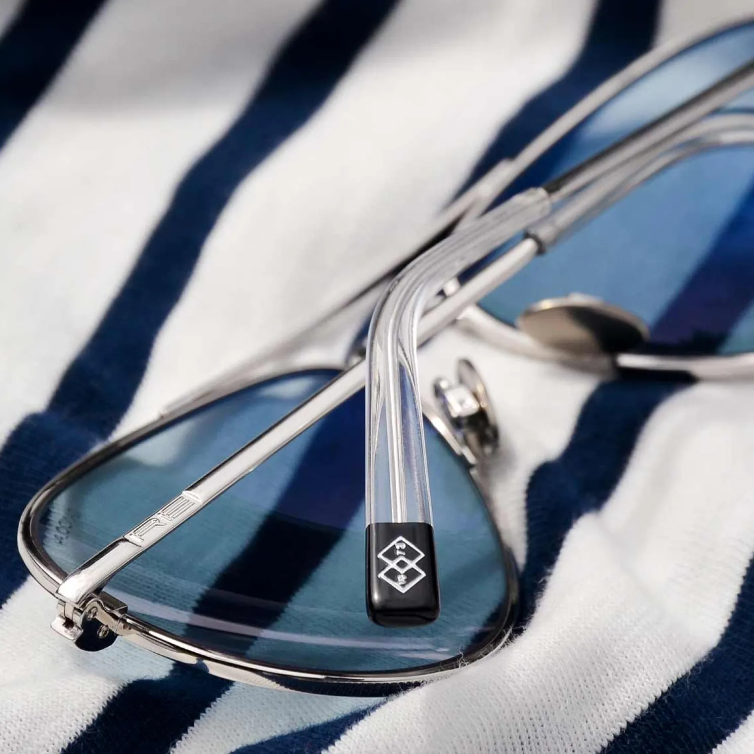 Women Randolph Engineering Concorde - 23k White Gold & Blue Hydro